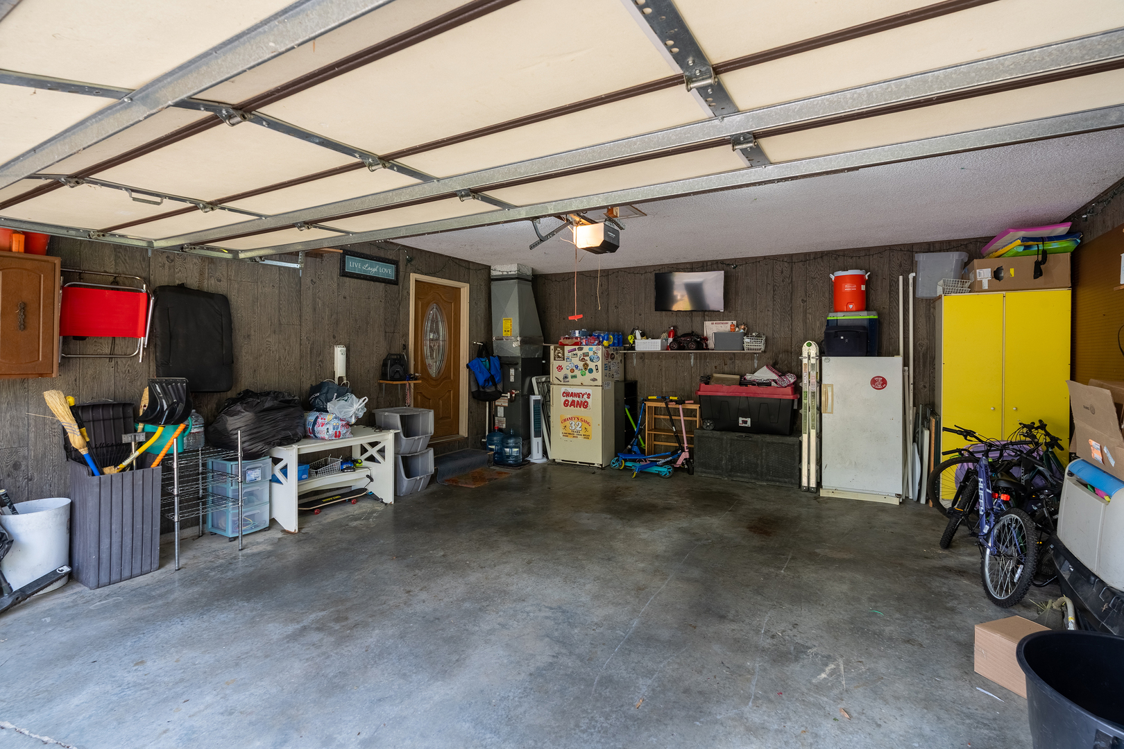 main property photo 44
