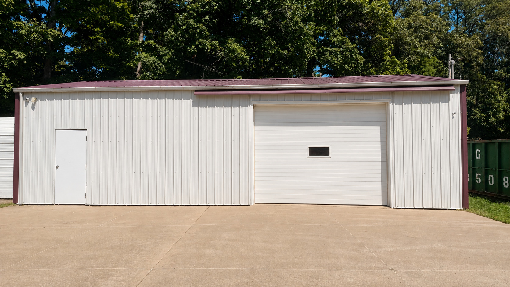 main property photo 16