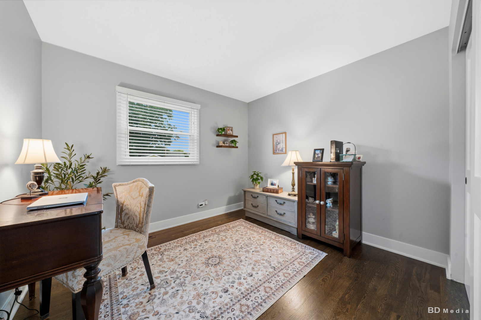 main property photo 13