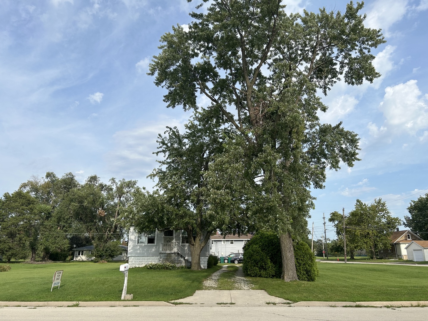 main property photo 8