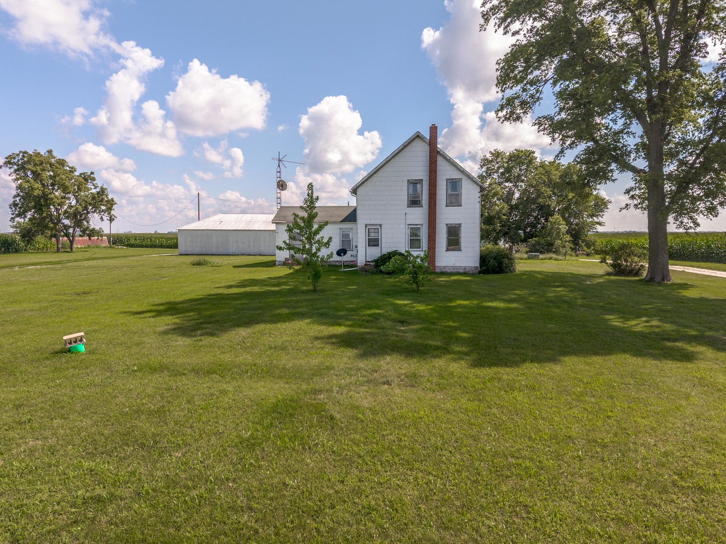 main property photo 11