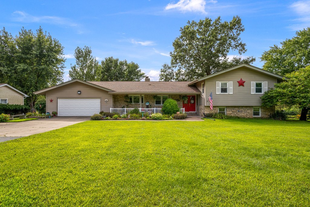 main property photo 64