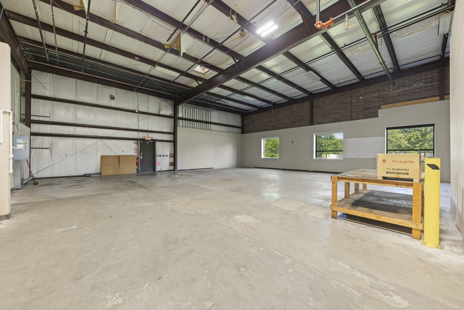 main property photo 11
