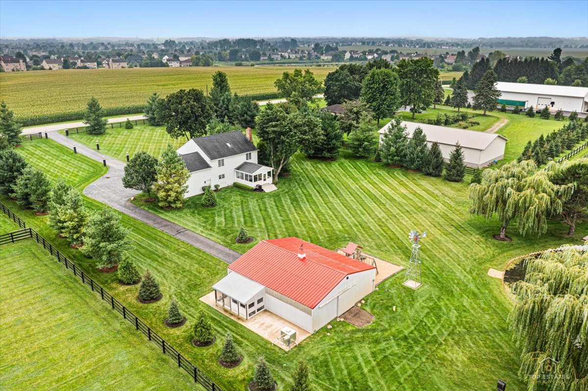 main property photo 43