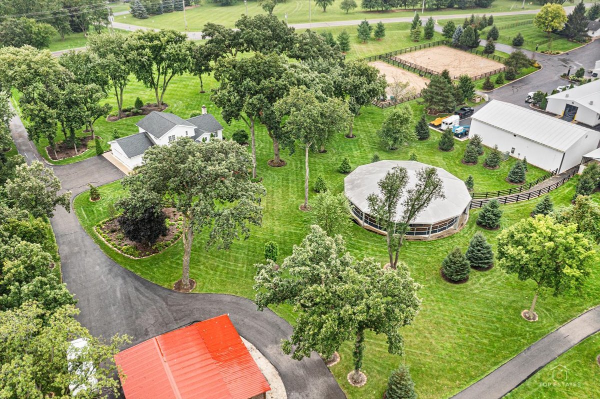 main property photo 44