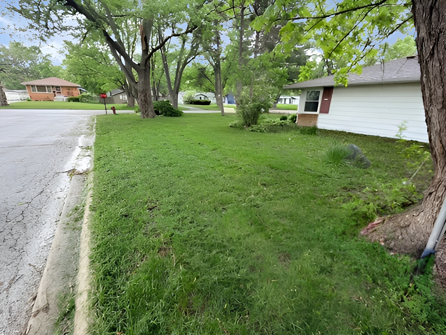 main property photo 19