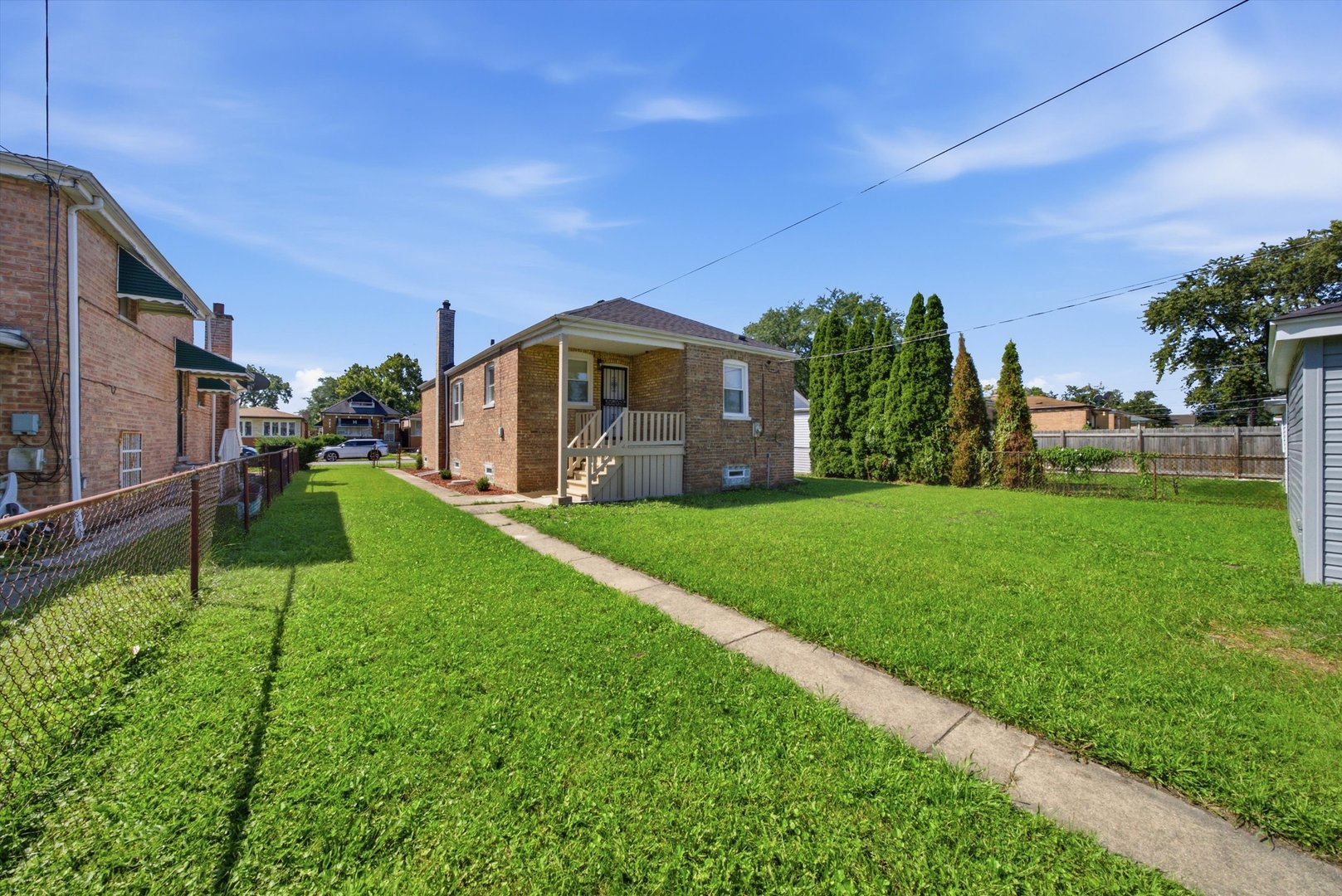 main property photo 32