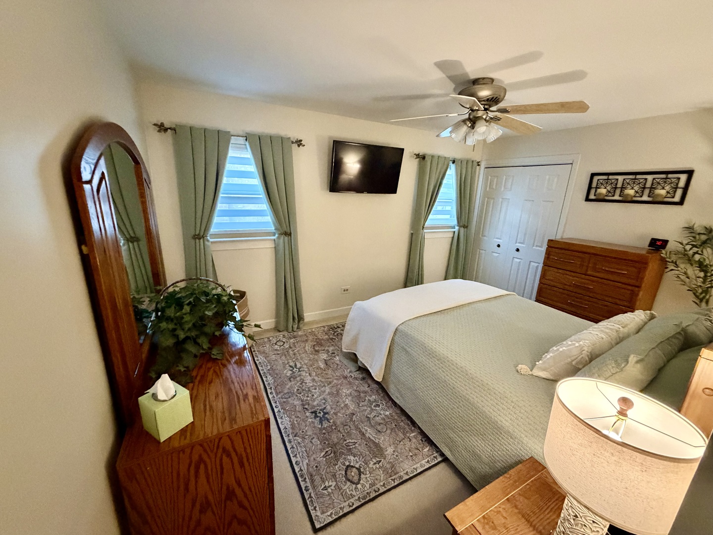 main property photo 9