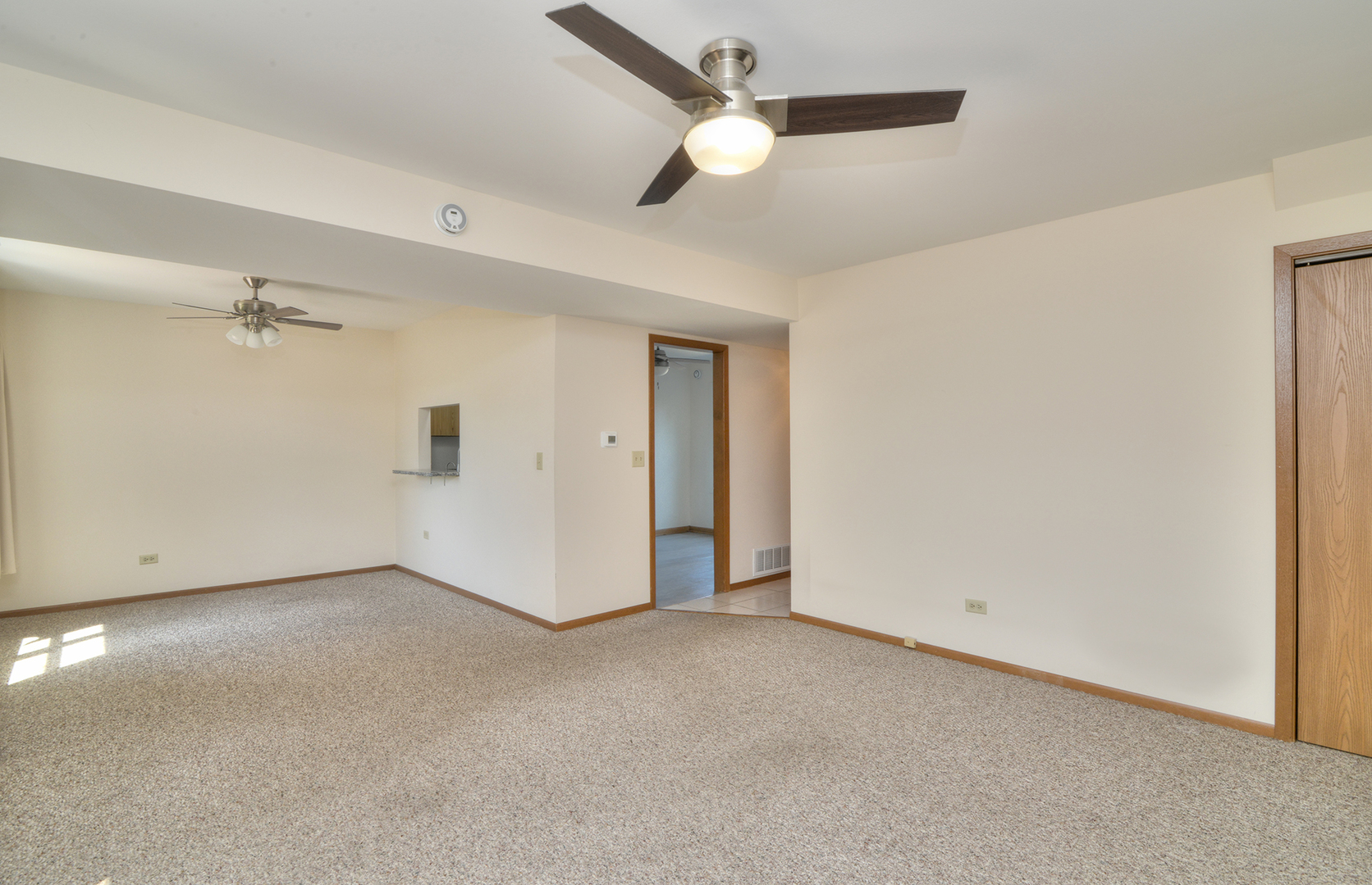 property viewer photo 16