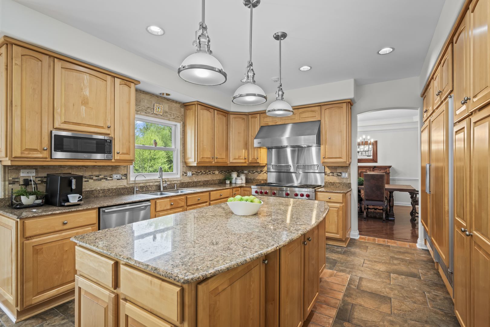 main property photo 8