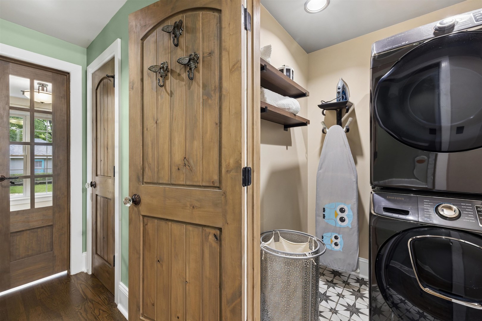 main property photo 19