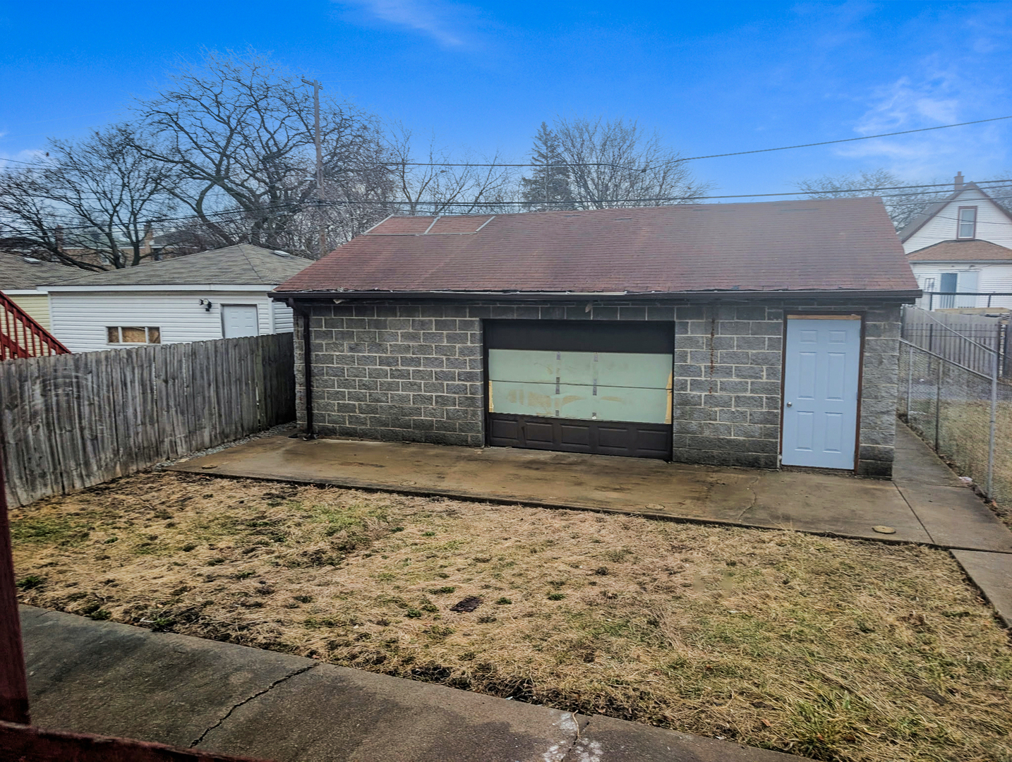 main property photo 24