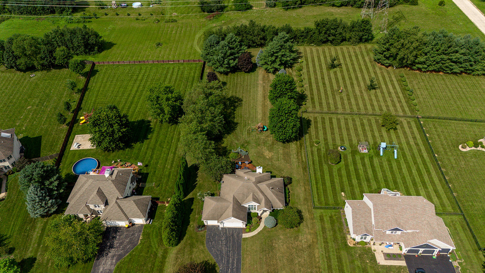 main property photo 60