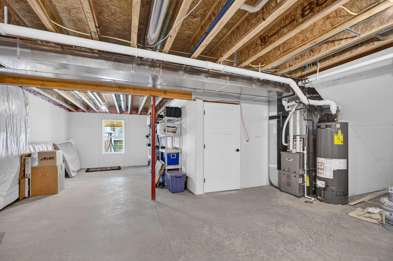 main property photo 40