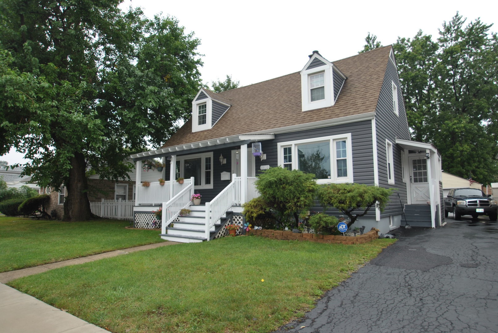 main property photo 27