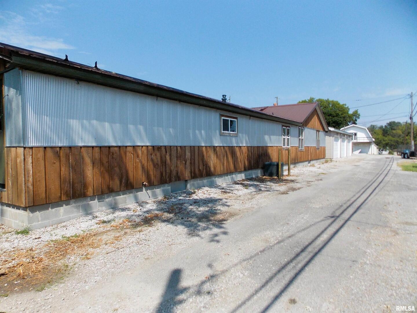 main property photo 7