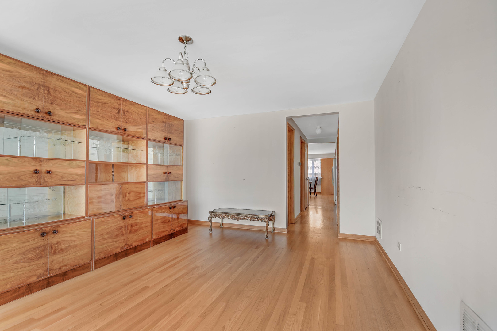 property viewer photo 2