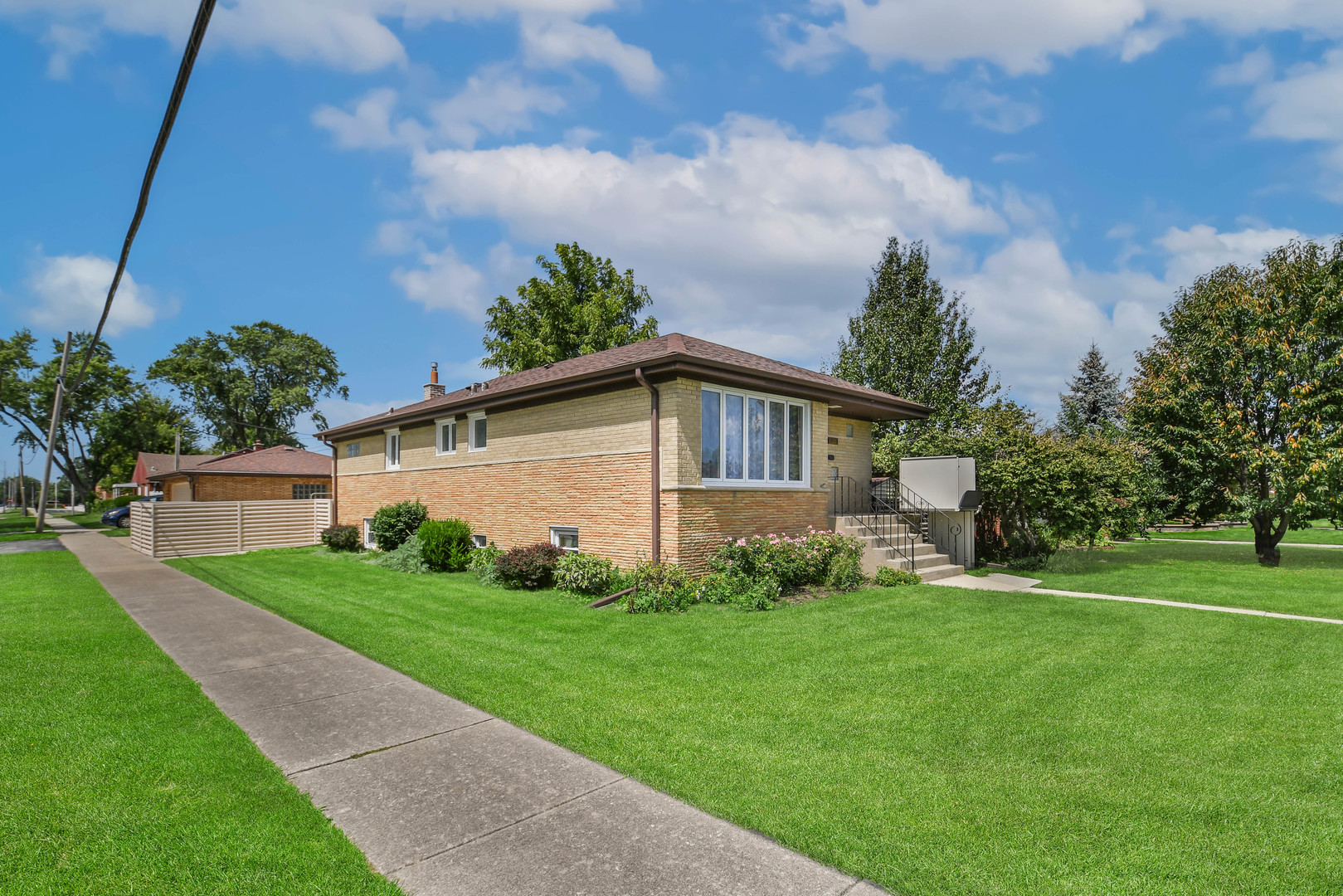 property viewer photo 24