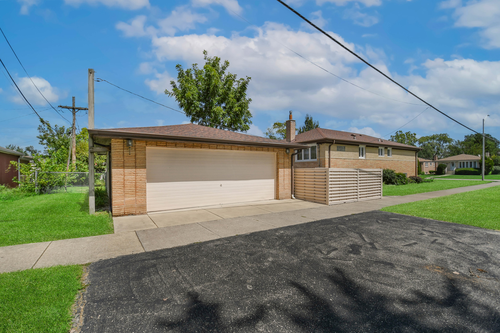 property viewer photo 25