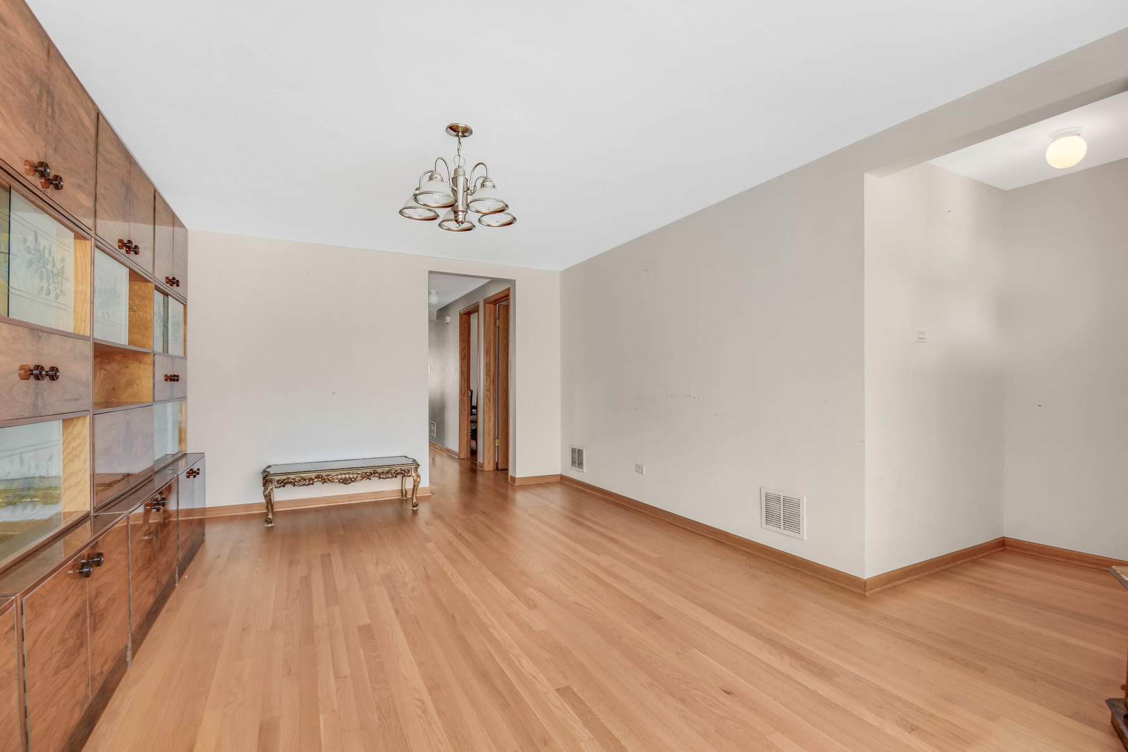 property viewer photo 3