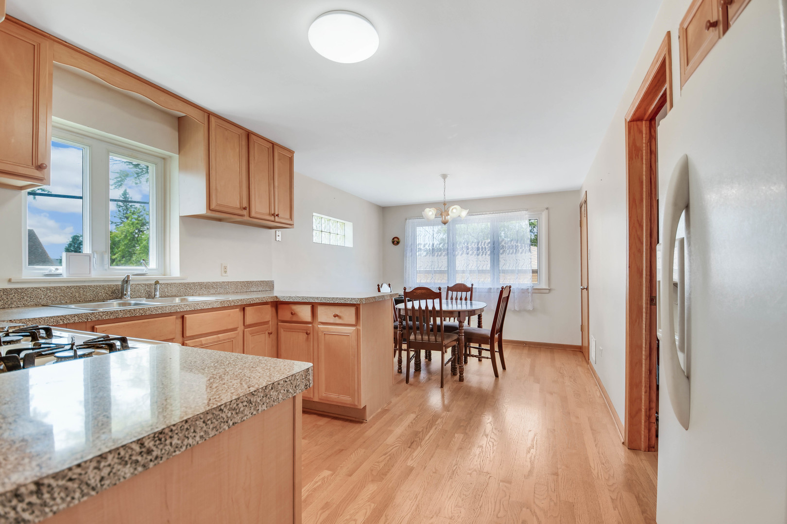 property viewer photo 4