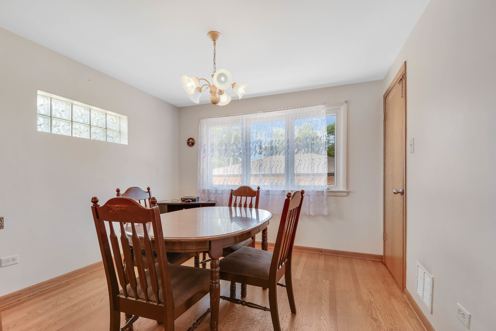 property viewer photo 8