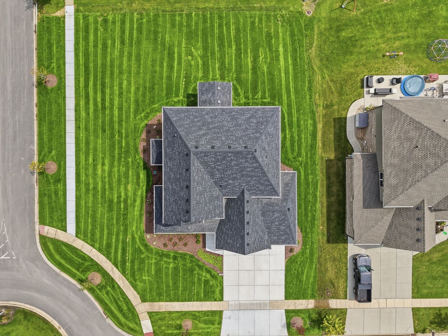 main property photo 51