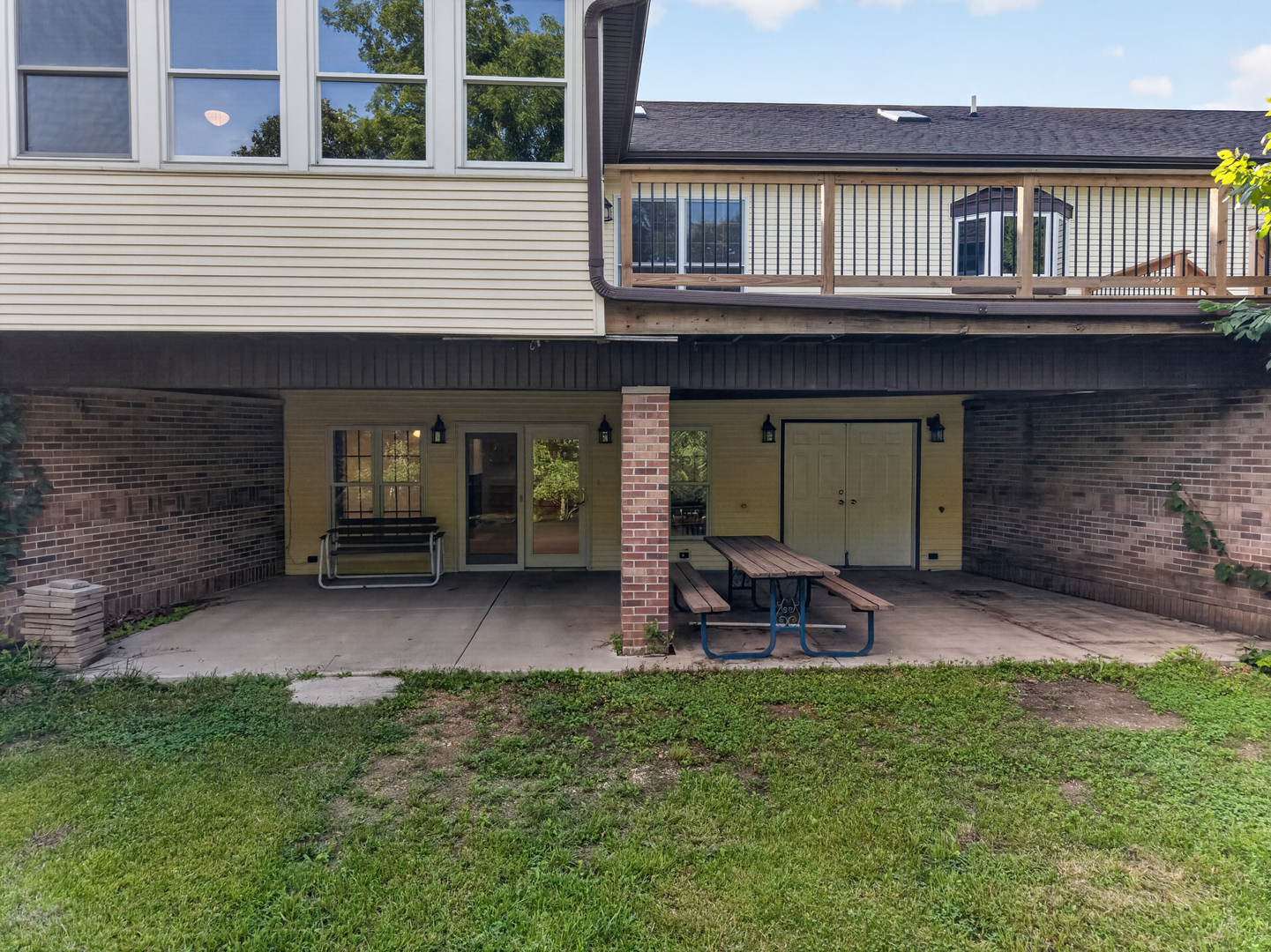 main property photo 44