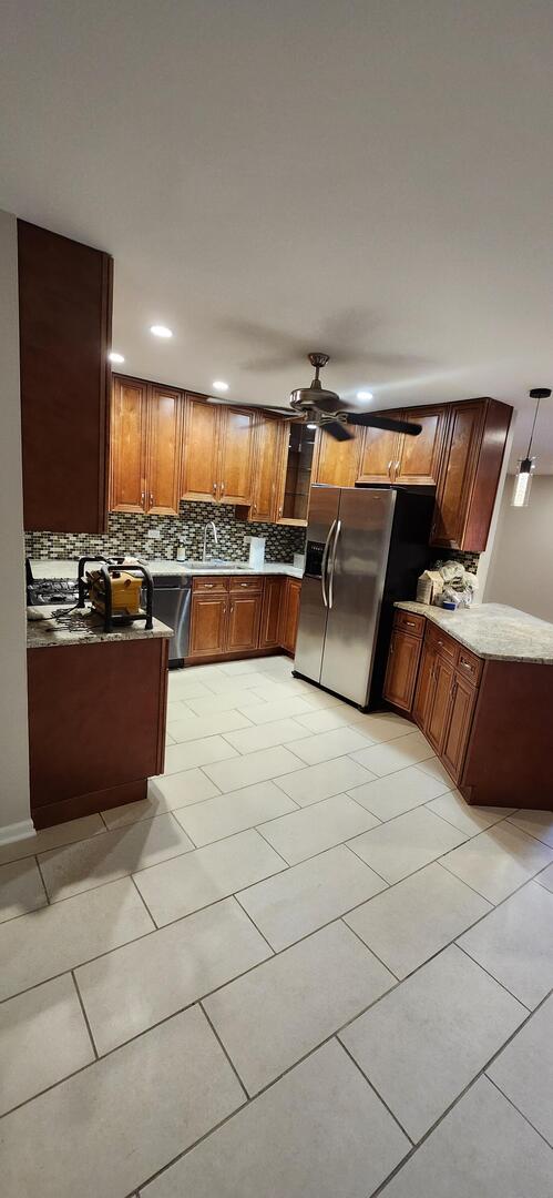 main property photo 7