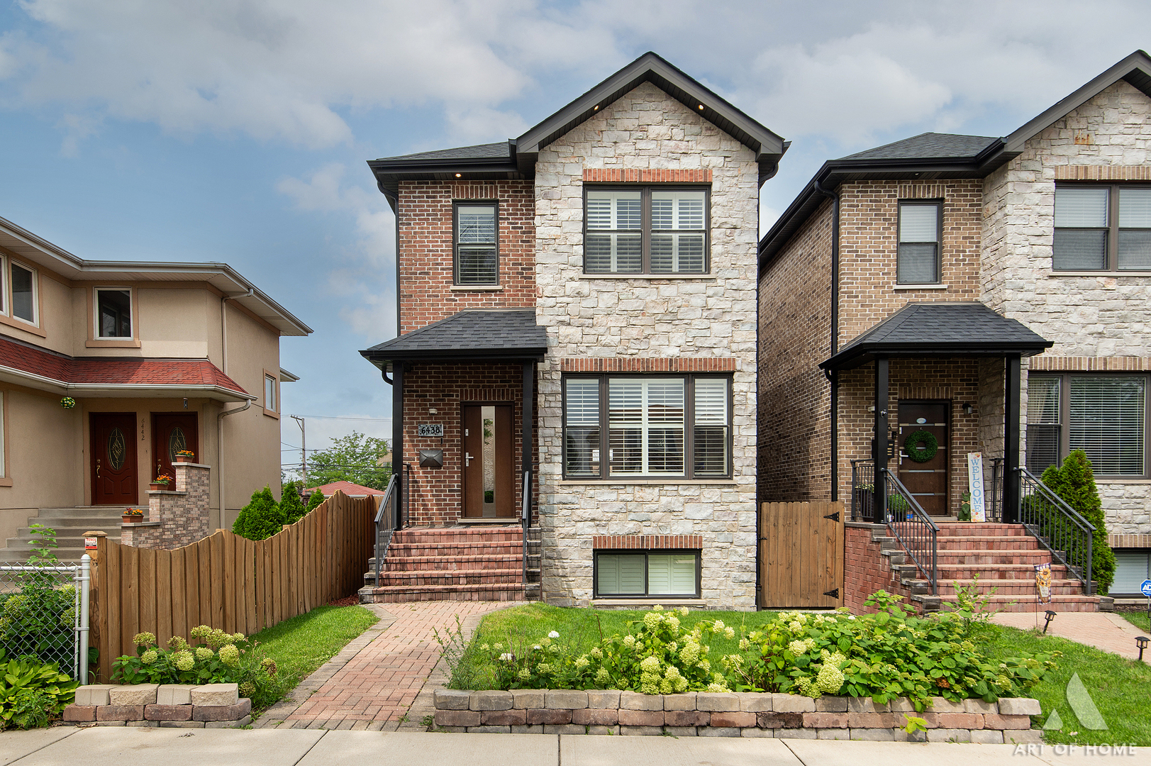 property viewer photo 1