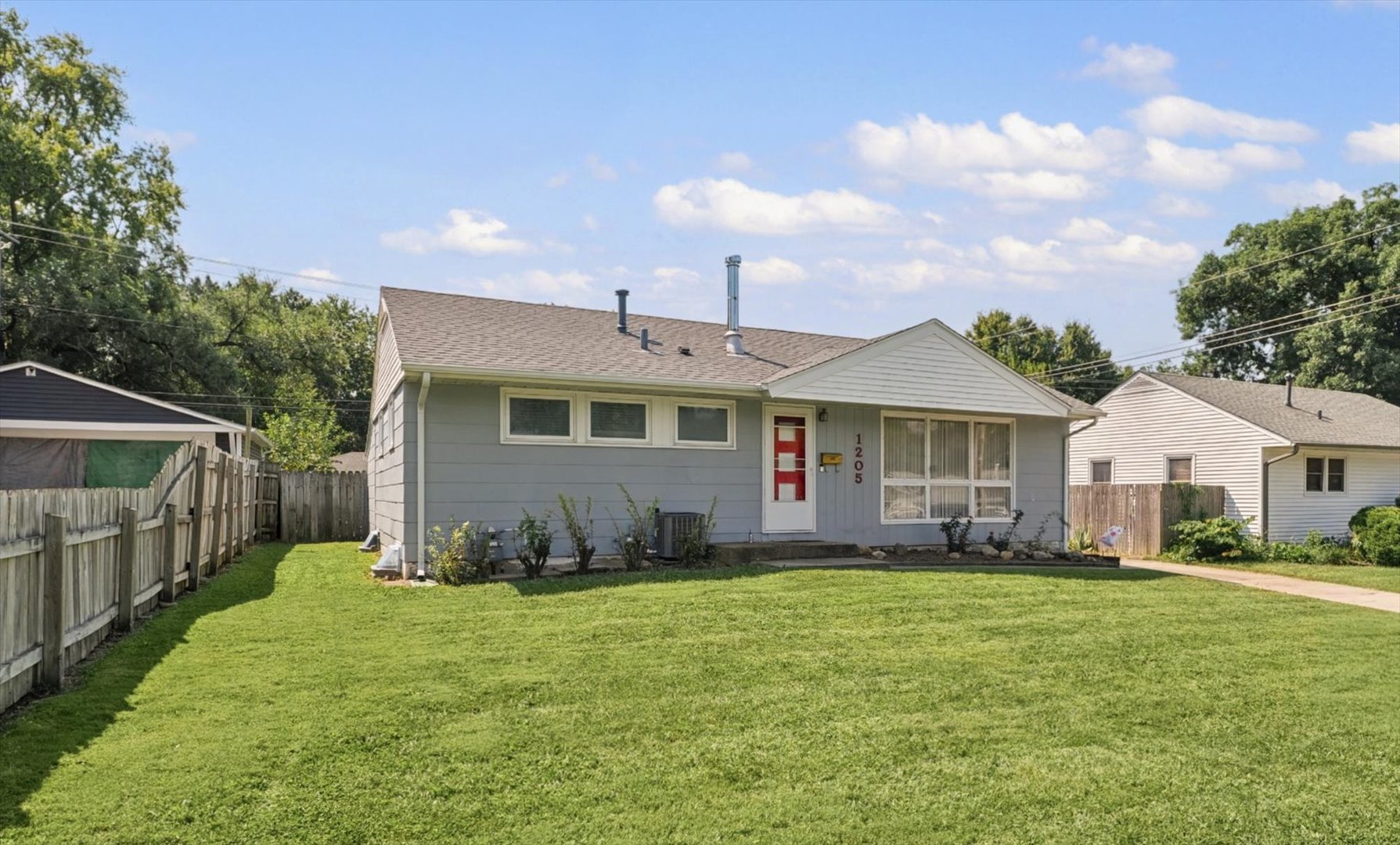 property viewer photo 2