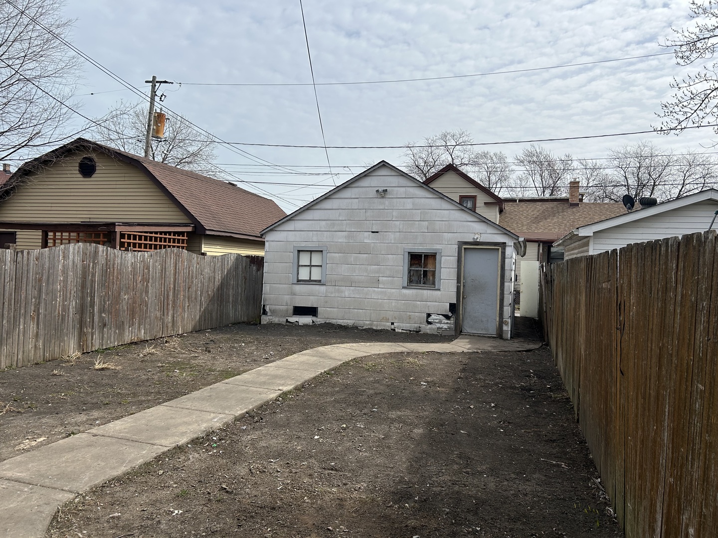 main property photo 4