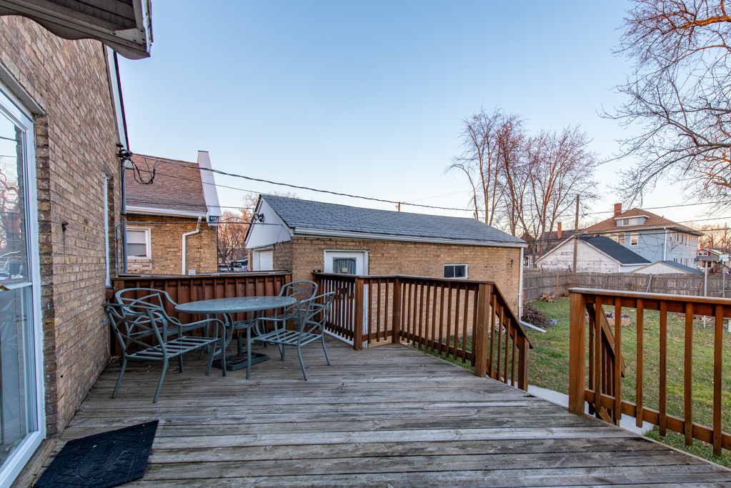 main property photo 25