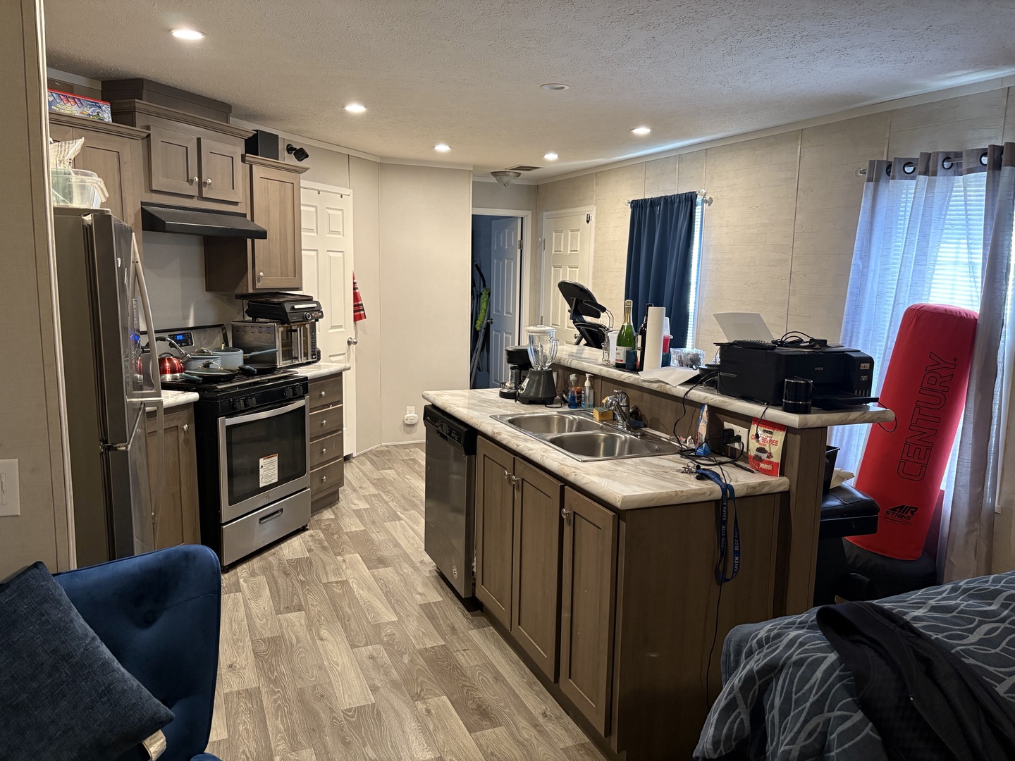 main property photo 5