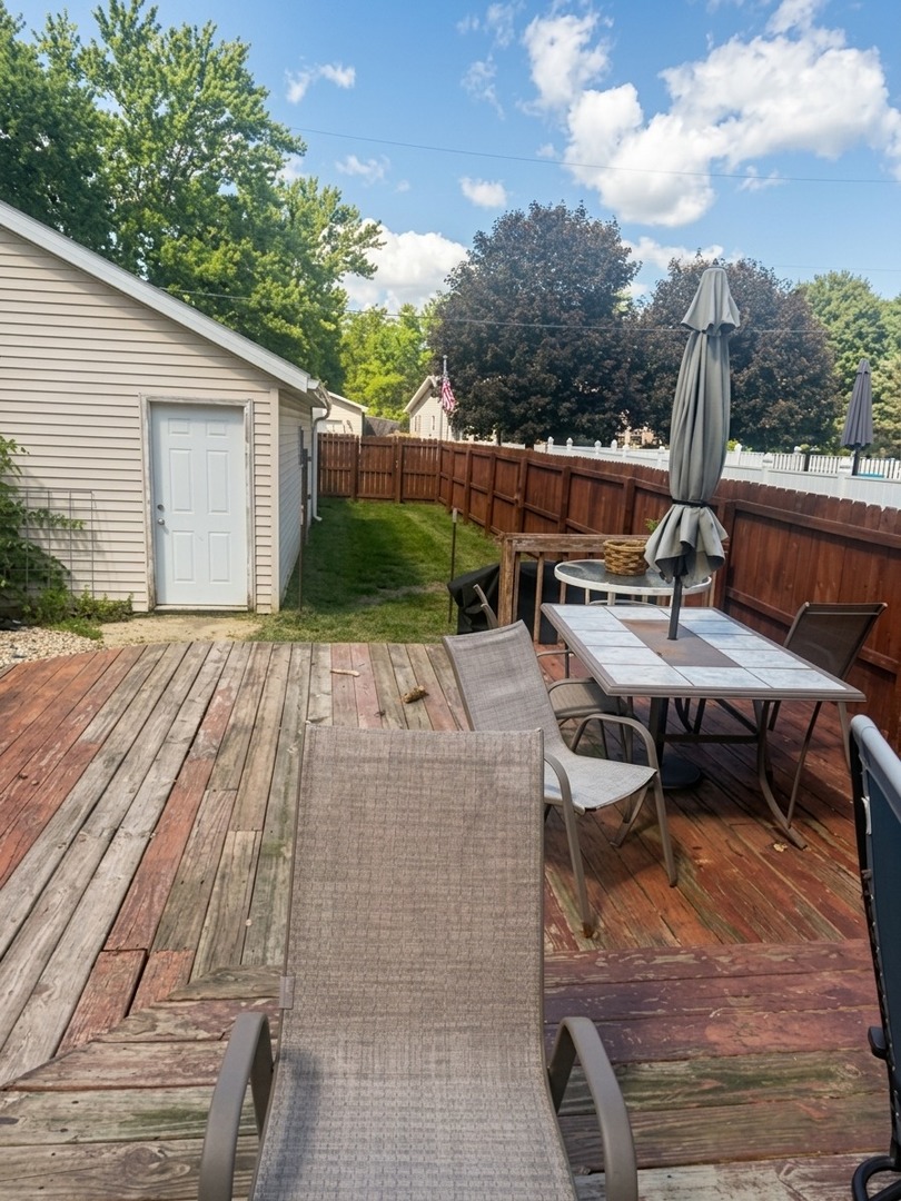 main property photo 44