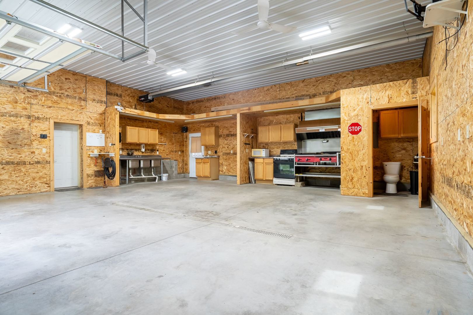 main property photo 26