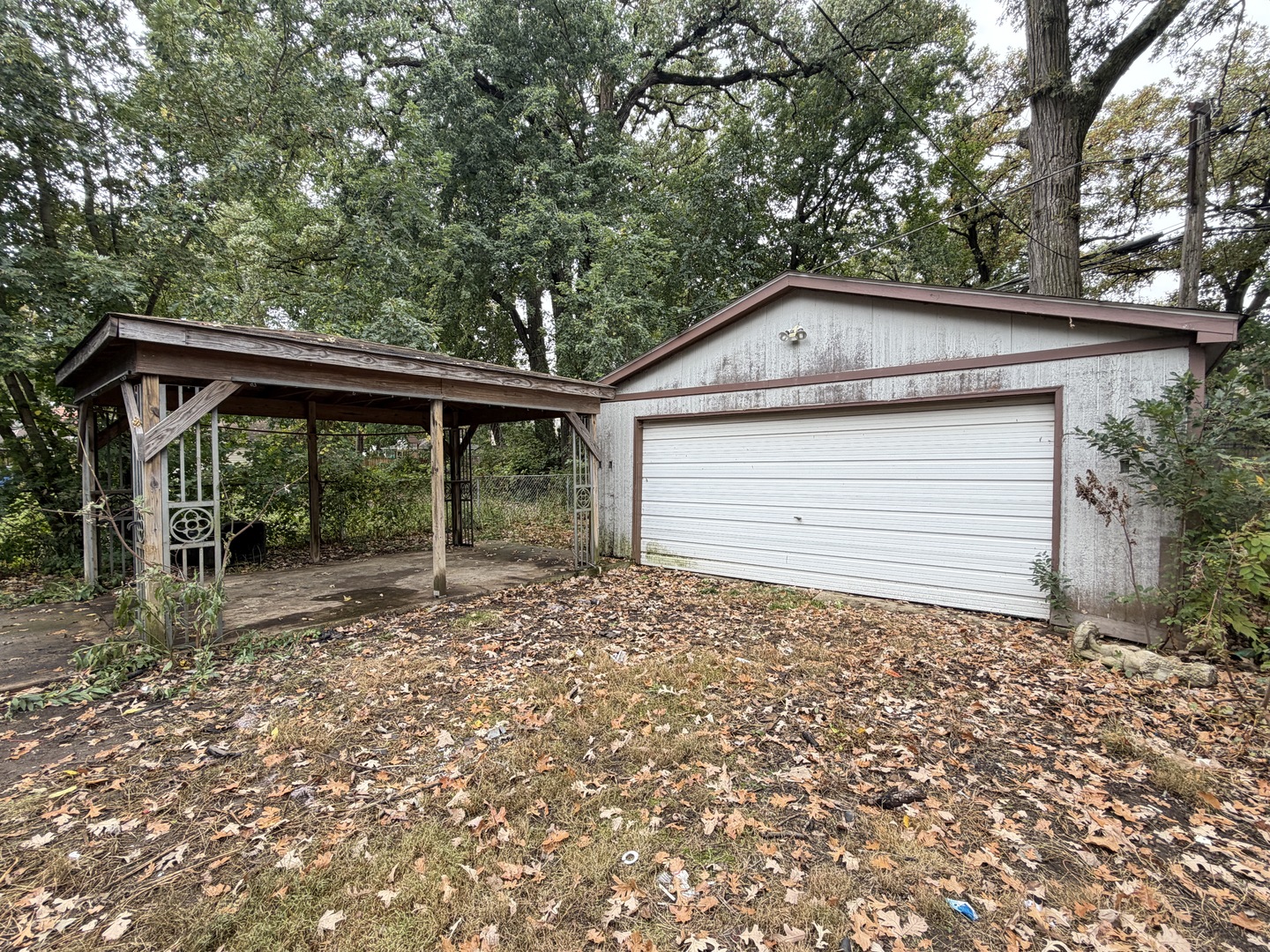 main property photo 24