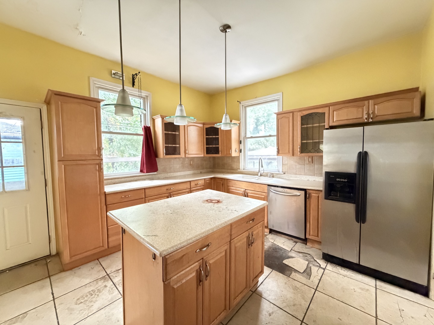 main property photo 9