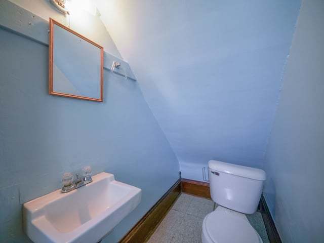 main property photo 10
