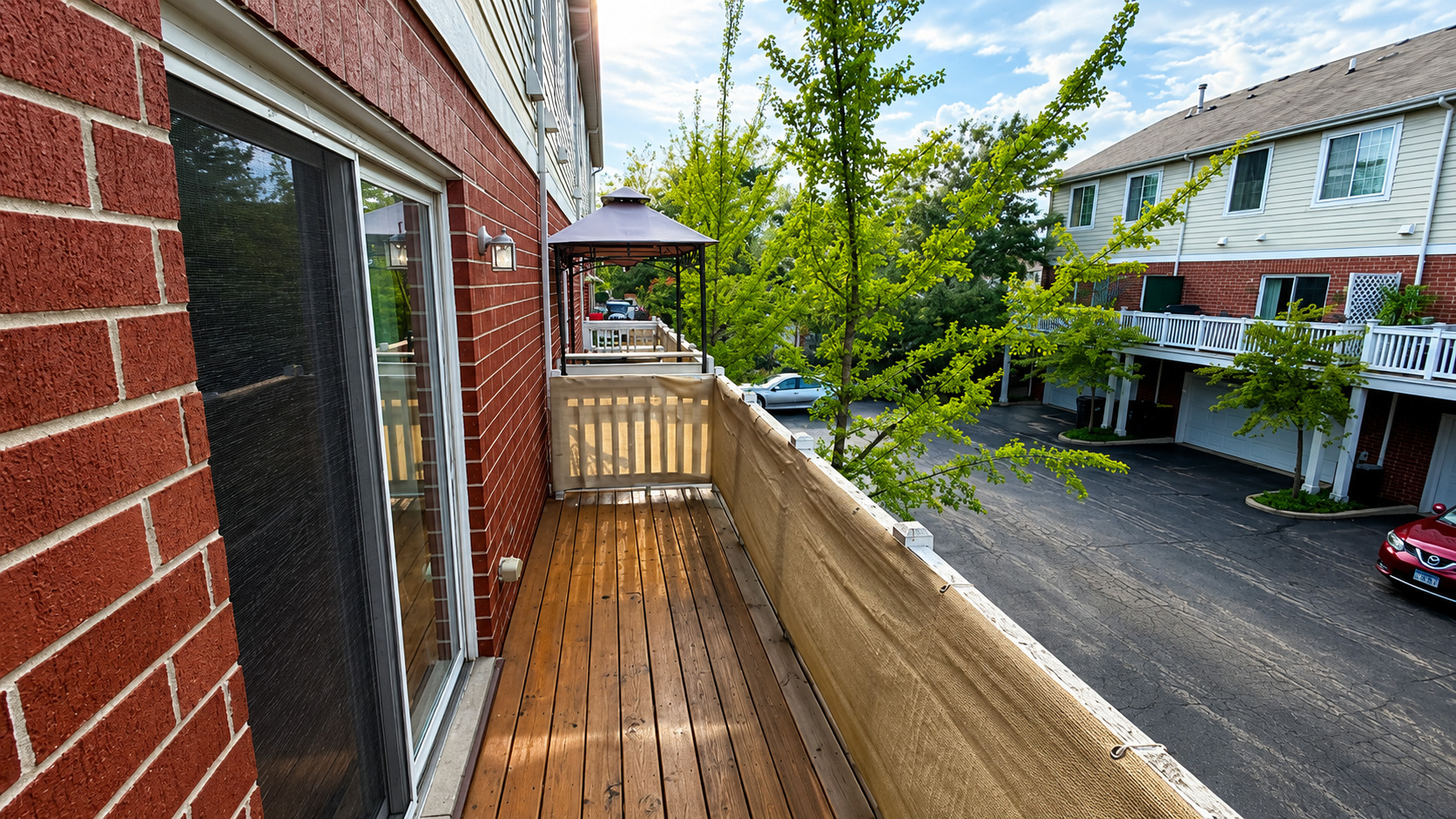 property viewer photo 2