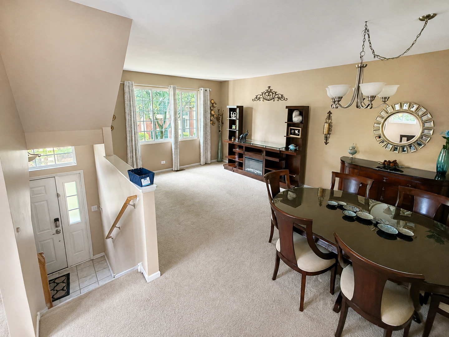 property viewer photo 3