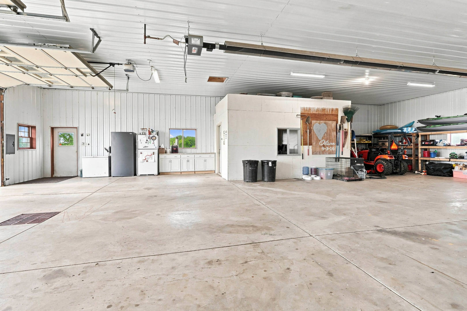 main property photo 44