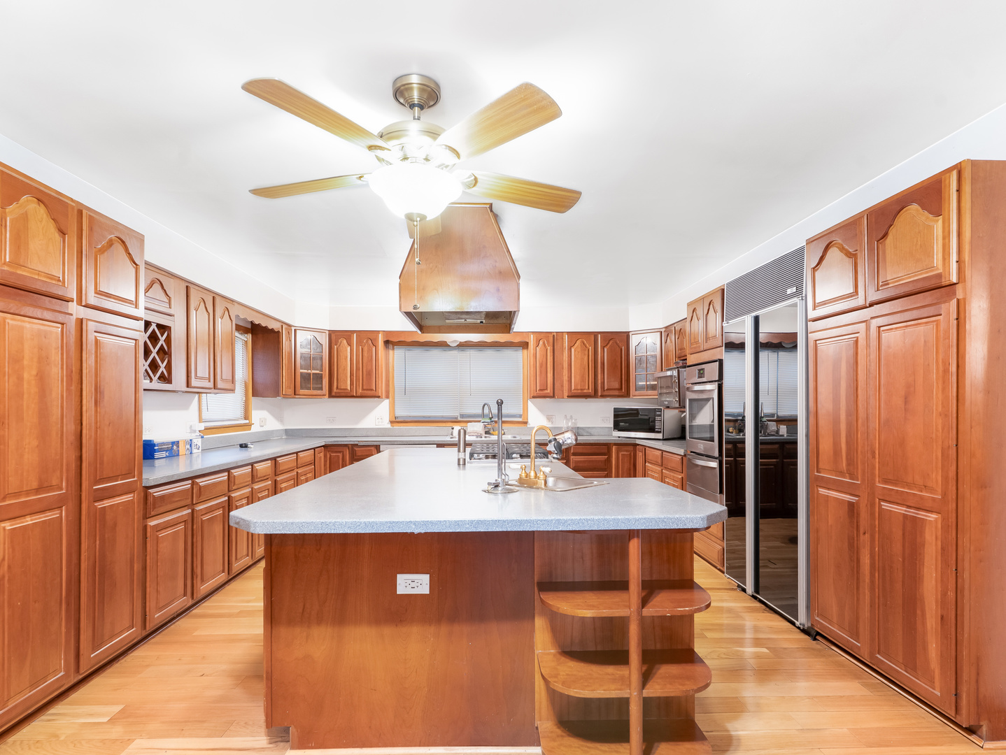 main property photo 9