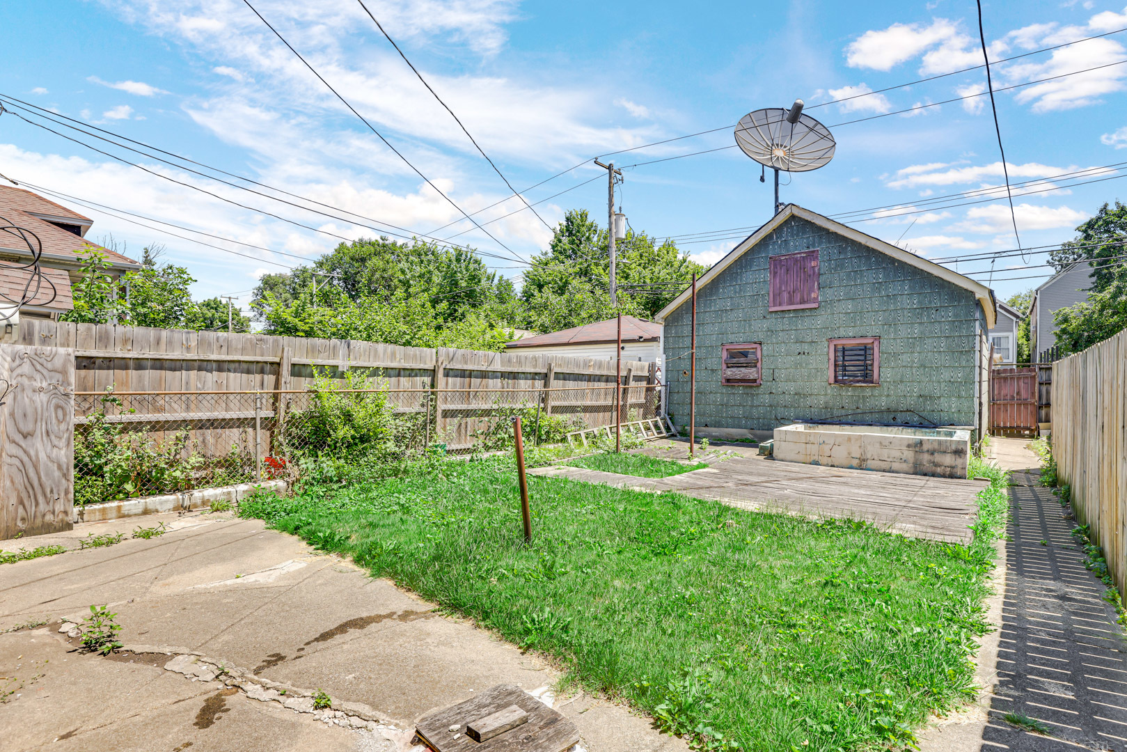 main property photo 12