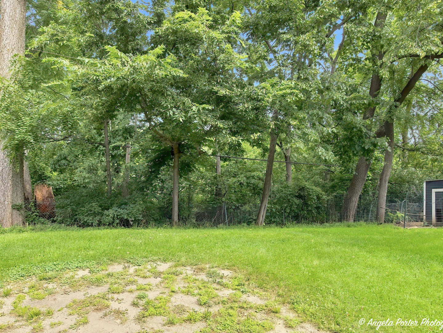 main property photo 16