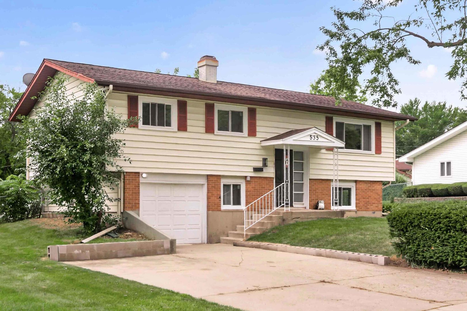 main property photo 1