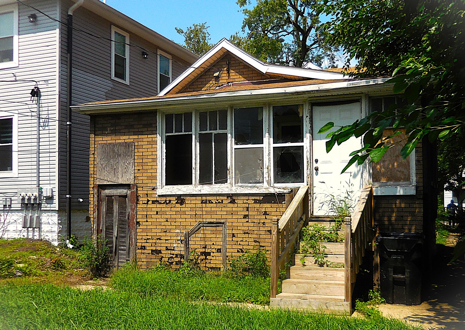 main property photo 16