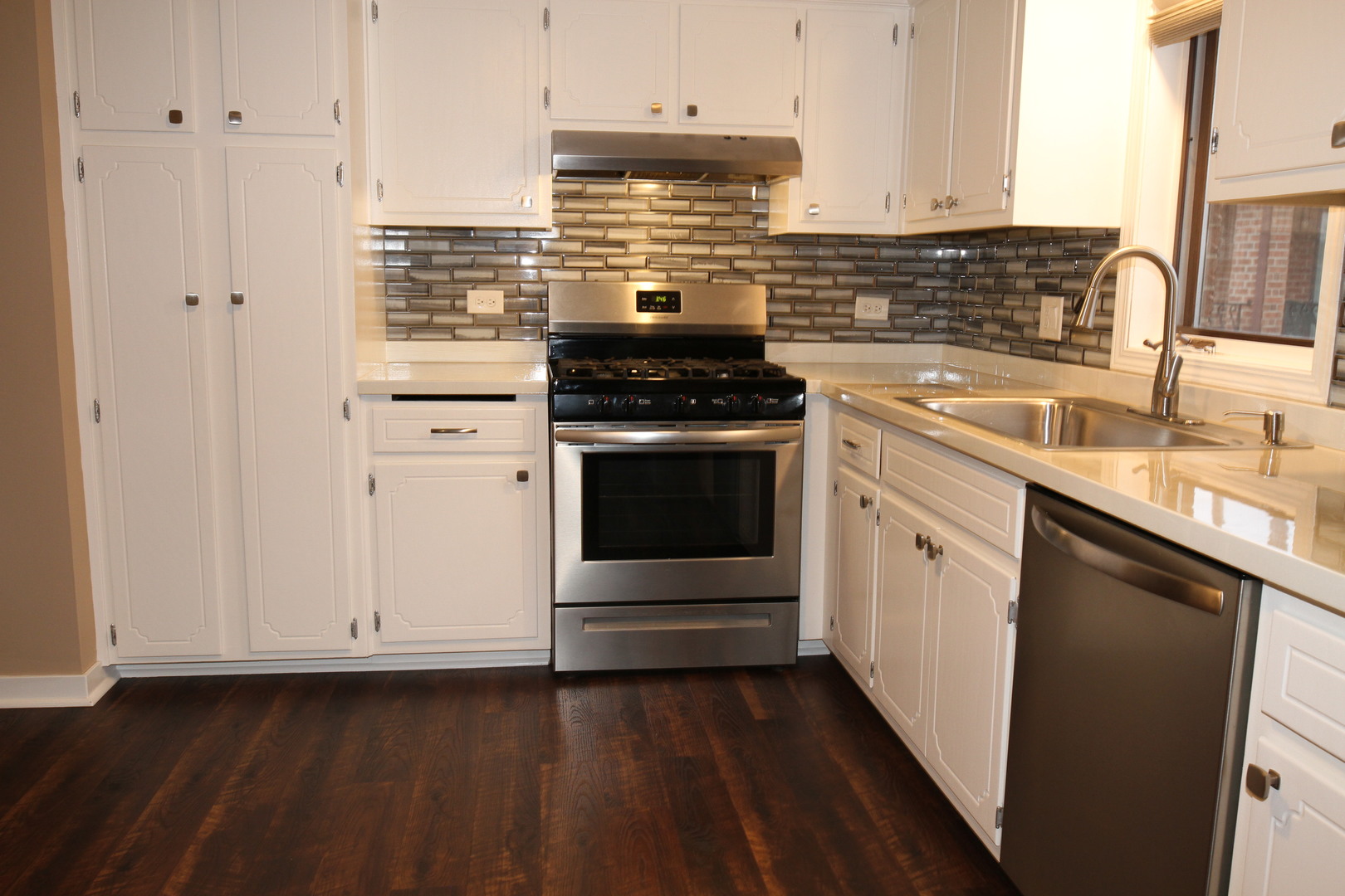 property viewer photo 5