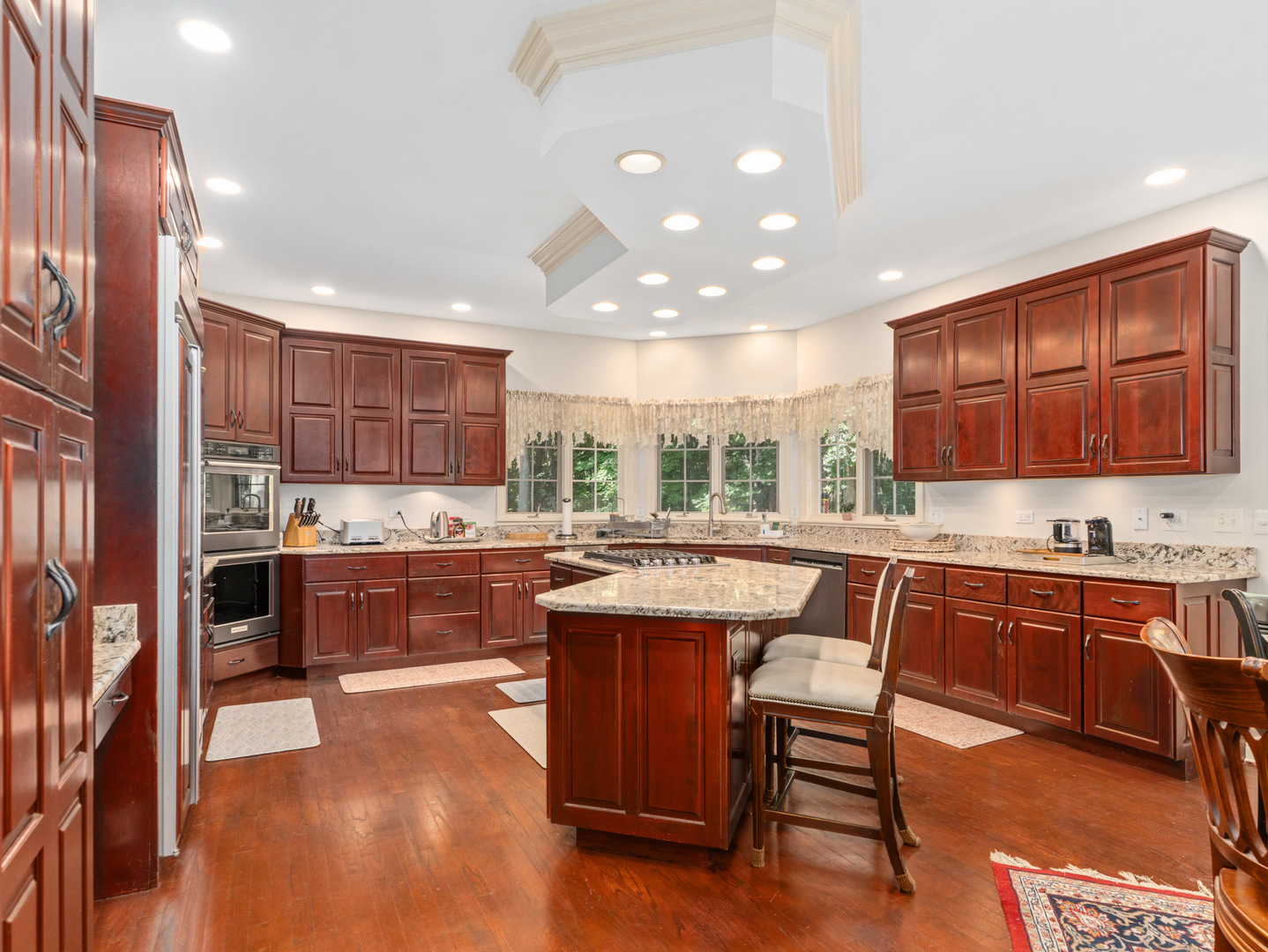 main property photo 16