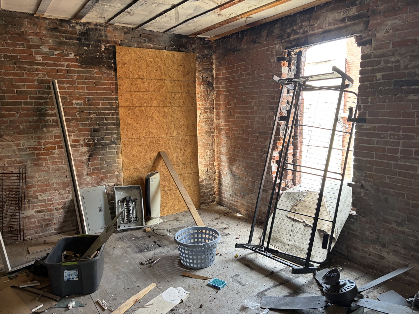 main property photo 23